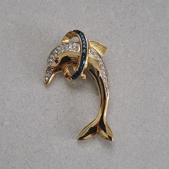 Fifth Avenue Collection of Jewellery, Dolphin Pin - Picture 6 of 7
